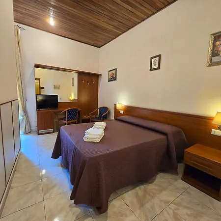 Azzurra Hotel 2*